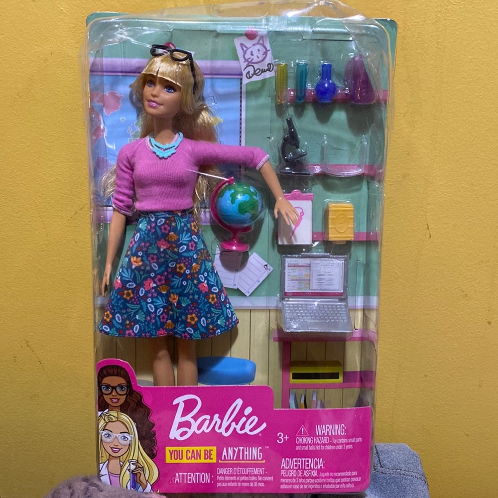Barbie School teacher